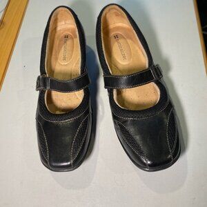 Naturalizer - Size 7.5M - Women's Anion Mary Jane style Velcro shoes